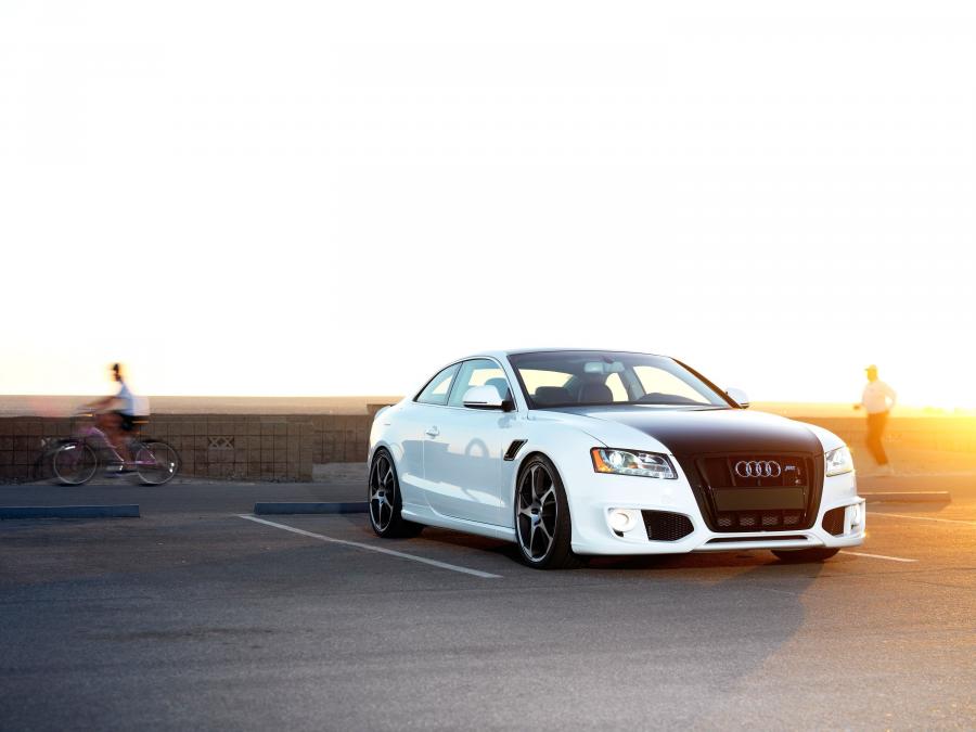  Audi AS5-R by ABT 2009 года  (фото 3 из 8)